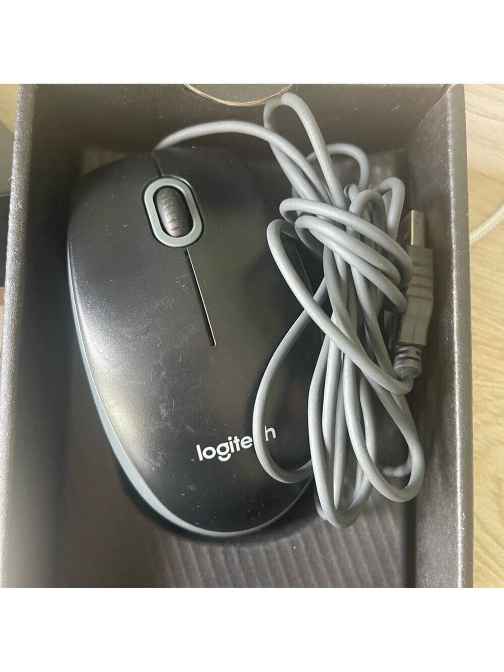 Logitech M-U0026 Black/Gray USB Wired 3-Buttons Scroll Wheel Optical Mouse